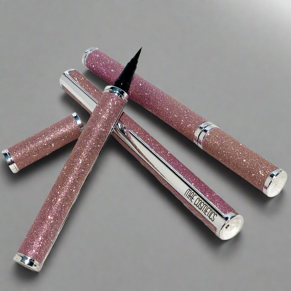 MAE Cosmetics Glitter Eyeliner Pen